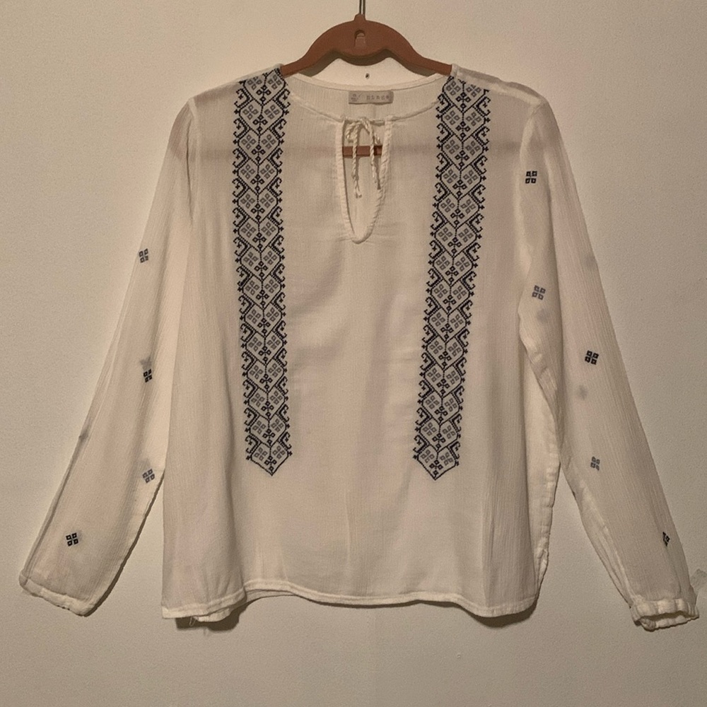 Hinge Boho Embroidered Cotton Blouse